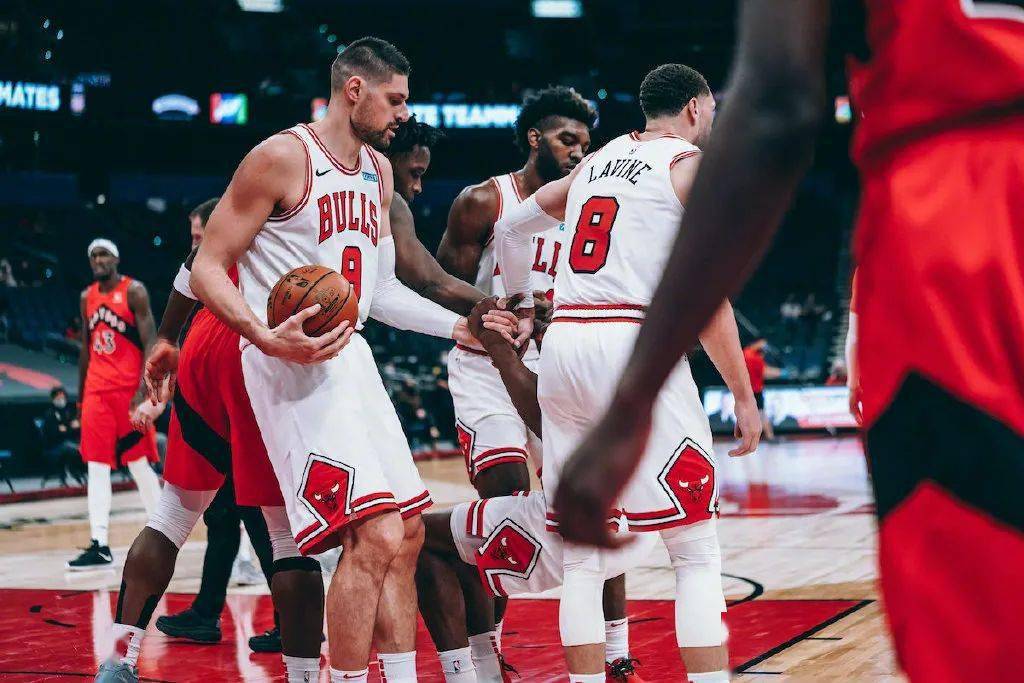 电子竞技- 尤文图斯集结日强势反弹清晨芝加哥公牛调整名单以备法国杯，网友：北京首钢造点机会备战CBA常规赛