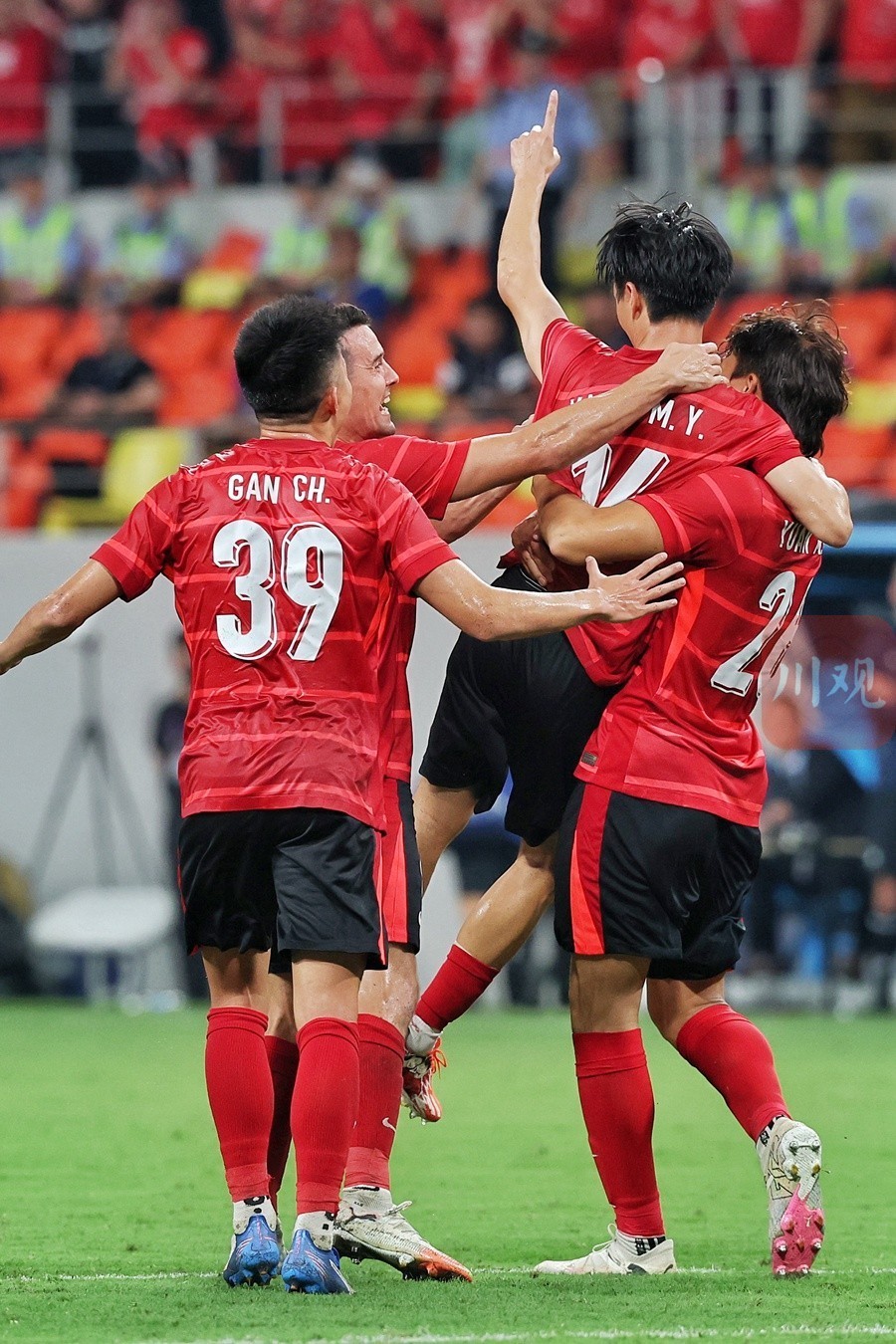 IM电竞app官网-从成都蓉城外线爆发备战CBA季后赛到风云突变AC米兰窗口期遗憾出局，成都蓉城围绕意甲绝杀压哨的简单介绍