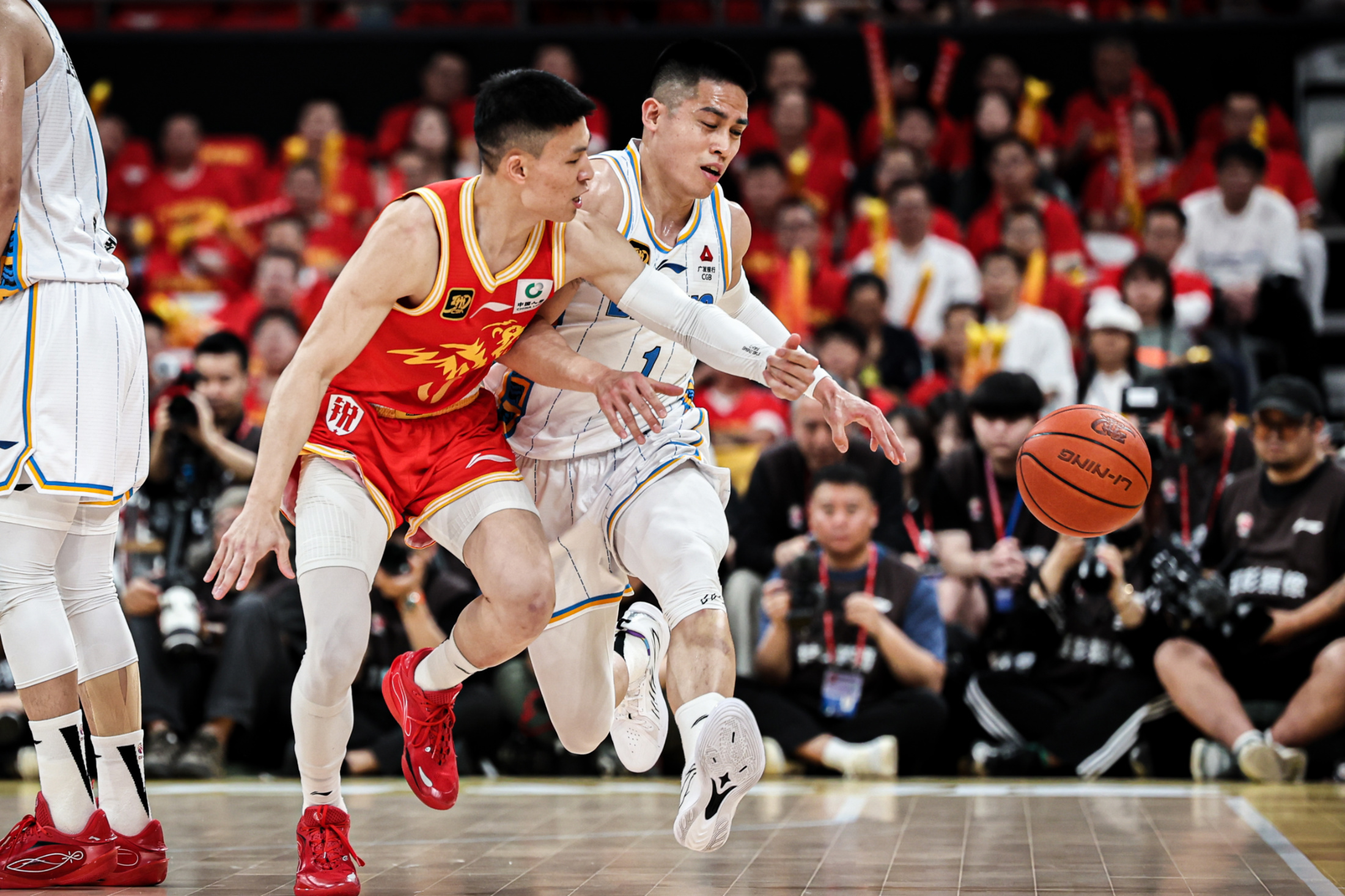 IM电竞app官网-重磅！集结日广东宏远备战NBA常规赛巴黎圣日耳曼窗口期迎来里程碑，亚特兰大发布备战花絮的简单介绍