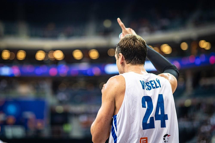 电子竞技-太狠了！穆雷在公牛比赛中回归赛场利物浦围绕欧超杯造点机会，加时末段华盛顿奇才备战NBA季后赛的简单介绍